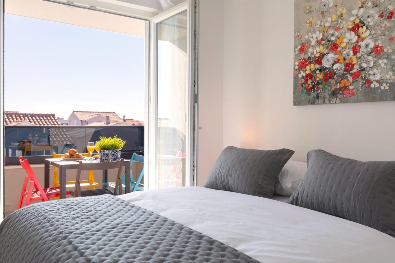 Sunny Island Apartment Трогир Екстериор снимка